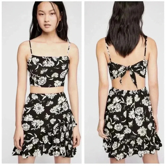 Free People I’ve got a feeling floral set small - Picture 1 of 7